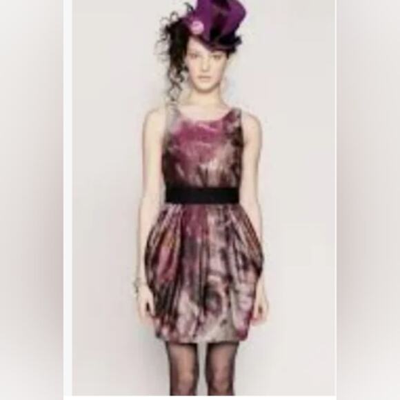 Alice + Olivia Dresses & Skirts - Alice + Olivia Marie Tulip Skirt Bubble Dress Size 6 Artsy Coquette